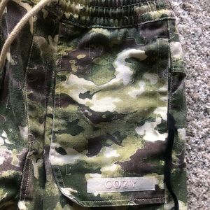 Team Cozy cropped camo pants